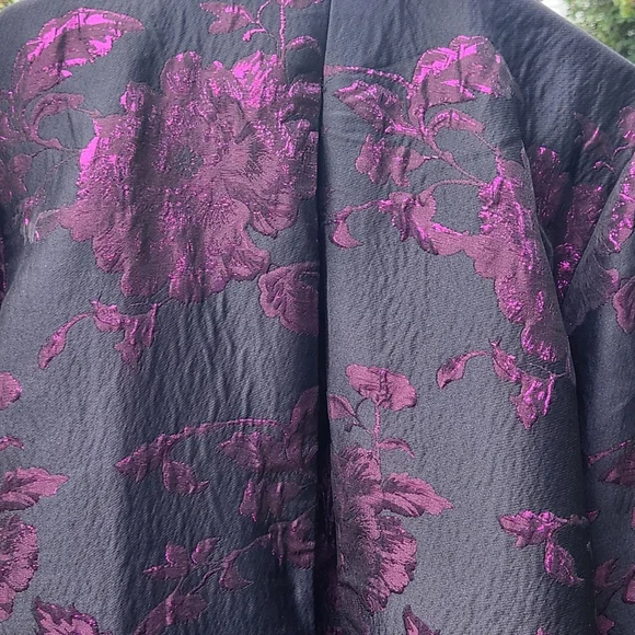 CHICO'S Black/Plum Travelers Floral Jacquard Jacket - Picture 12 of 14